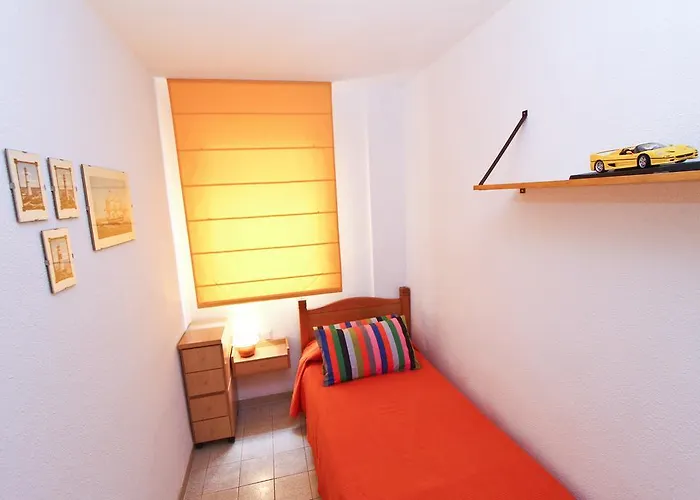 Cabo Menor 2 Planet Costa Dorada