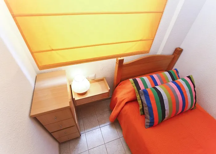 Cabo Menor 2 Planet Costa Dorada *